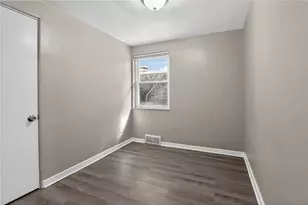 8030 Lincoln Rd, Pittsburgh, PA 15147 - Photo 21