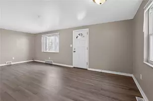 8030 Lincoln Rd, Pittsburgh, PA 15147 - Photo 5