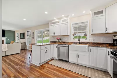 5010 Oak Point Drive, Kennedy Township, PA 15136 - Photo 9