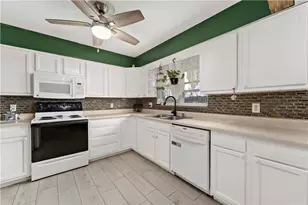 1628 Filmore St, Aliquippa, PA 15001 - Photo 9