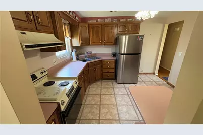 106 Van Mar Dr, Twp of But NW, PA 16001 - Photo 13