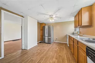 158 Holly Pl, Mount Pleasant Township, PA 15666 - Photo 5