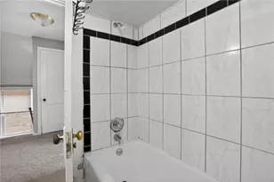 121 Clairtonica St, Pittsburgh, PA 15205 - Photo 25