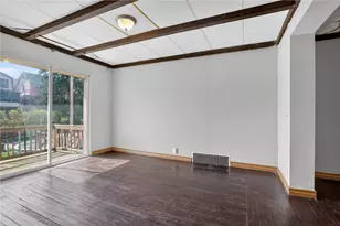 121 Clairtonica St, Pittsburgh, PA 15205 - Photo 7