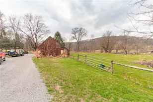279 Reibold Rd, Forward Township, PA 16053 - Photo 11