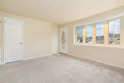 431 Torwood Ln, Pittsburgh, PA 15236 - Photo 3