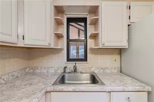 431 Torwood Ln, Pittsburgh, PA 15236 - Photo 9