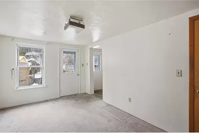 240 E Agnew Ave, Pittsburgh, PA 15210 - Photo 11