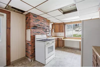 240 E Agnew Ave, Pittsburgh, PA 15210 - Photo 15