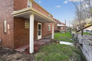 2671 Woodstock Ave, Pittsburgh, PA 15218 - Photo 3