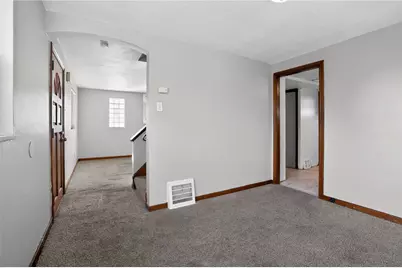 2671 Woodstock Ave, Pittsburgh, PA 15218 - Photo 9