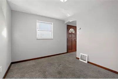2671 Woodstock Ave, Pittsburgh, PA 15218 - Photo 11