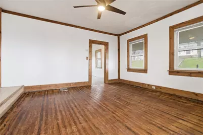 95 E Main St, Avella, PA 15379 - Photo 7