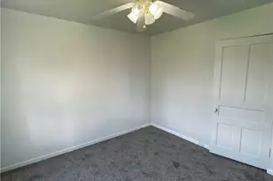 1367 Montezuma St, Pittsburgh, PA 15206 - Photo 7