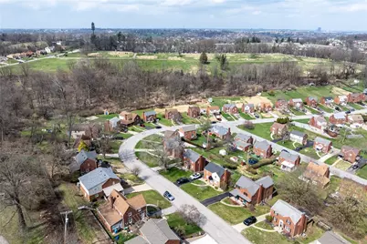 4143 Highgrove Rd, Pittsburgh, PA 15236 - Photo 35