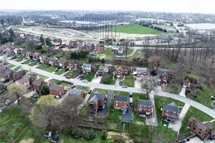 4143 Highgrove Rd, Pittsburgh, PA 15236 - Photo 33