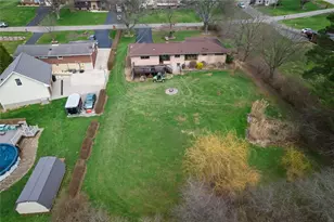 128 Shanahan Rd, Center Township, PA 16001 - Photo 11