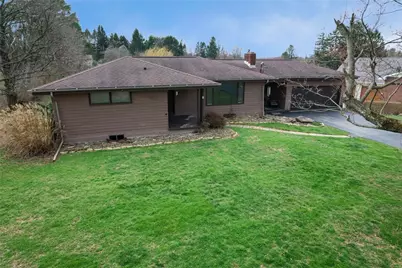 128 Shanahan Rd, Center Township, PA 16001 - Photo 5