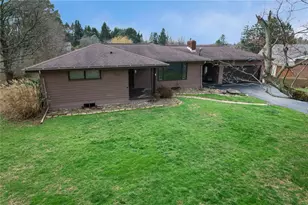 128 Shanahan Rd, Center Township, PA 16001 - Photo 5