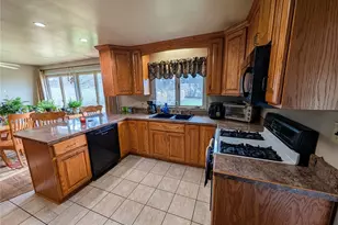 128 Shanahan Rd, Center Township, PA 16001 - Photo 21