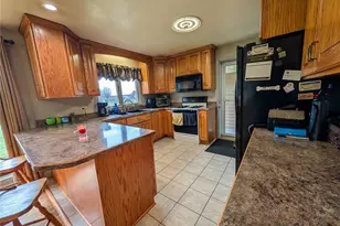 128 Shanahan Rd, Center Township, PA 16001 - Photo 17