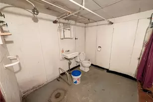 128 Shanahan Rd, Center Township, PA 16001 - Photo 49