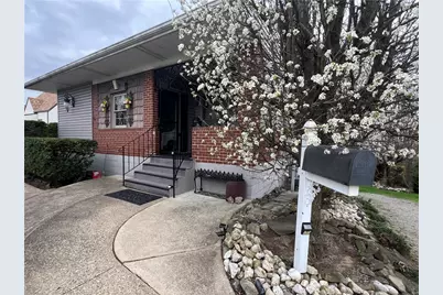 602 Riverview Dr, Dravosburg, PA 15034 - Photo 1