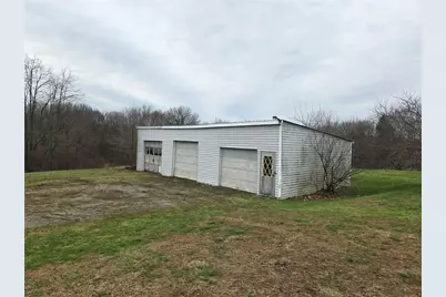 465 Isle Rd, Franklin Township, PA 16001 - Photo 17