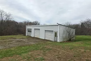 465 Isle Rd, Franklin Township, PA 16001 - Photo 17