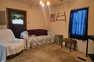 465 Isle Rd, Franklin Township, PA 16001 - Photo 9