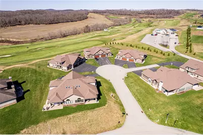 1207 Bellfield Ct, Salem Township, PA 15601 - Photo 9