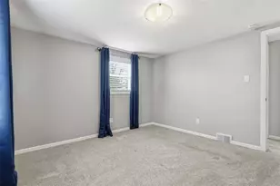 18 Crestwood Dr, Cecil, PA 15321 - Photo 21