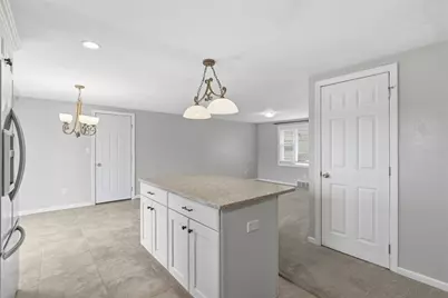 18 Crestwood Dr, Cecil, PA 15321 - Photo 13