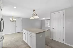 18 Crestwood Dr, Cecil, PA 15321 - Photo 13