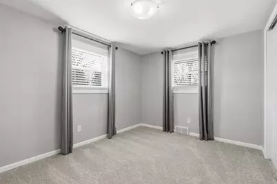 18 Crestwood Dr, Cecil, PA 15321 - Photo 23