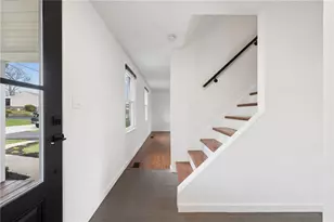 117 Mohawk Dr, Hempfield Township, PA 15601 - Photo 3