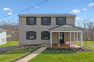 117 Mohawk Dr, Hempfield Township, PA 15601 - Photo 1