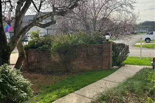 1117 Old Farm Rd, Cecil, PA 15055 - Photo 3