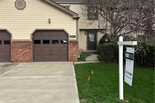 1117 Old Farm Rd, Cecil, PA 15055 - Photo 1