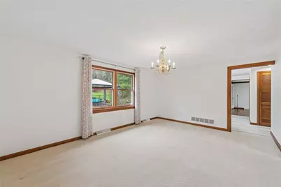 2242 Woodmont Dr, Murrysville, PA 15632 - Photo 15