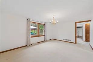 2242 Woodmont Dr, Murrysville, PA 15632 - Photo 15