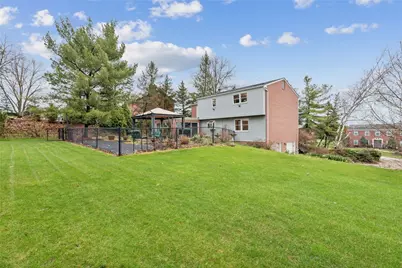 2242 Woodmont Dr, Murrysville, PA 15632 - Photo 37