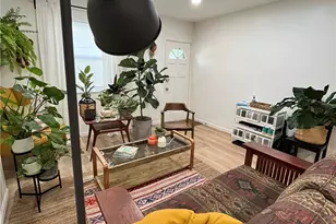 1827 Lowrie St, Pittsburgh, PA 15212 - Photo 5