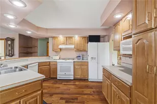 103 Seminole Trail, Center Township, PA 16001 - Photo 7