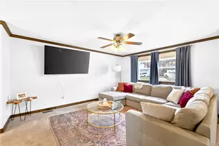 103 Valleyview Dr, Cranberry Township, PA 16066 - Photo 3