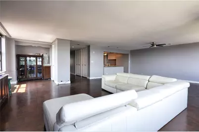 112 Washington Place #18A, Pittsburgh, PA 15219 - Photo 9