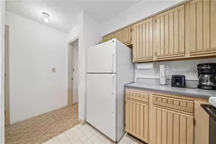 5313 Summit Dr, Hidden Valley, PA 15502 - Photo 11