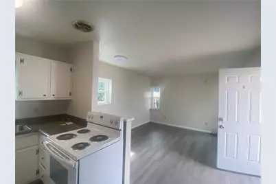 319 Spring St #D, Latrobe, PA 15650 - Photo 5