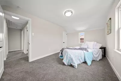 419 Macarthur St, Stowe Township, PA 15136 - Photo 15