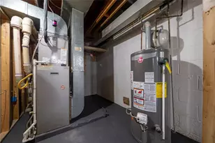 419 MacArthur St, Stowe Township, PA 15136 - Photo 29